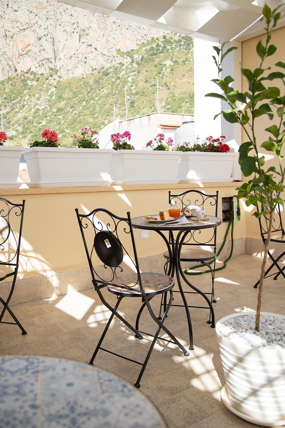 Le Tre Ninfe Cinisi Acomodação com café da manhã Exterior foto